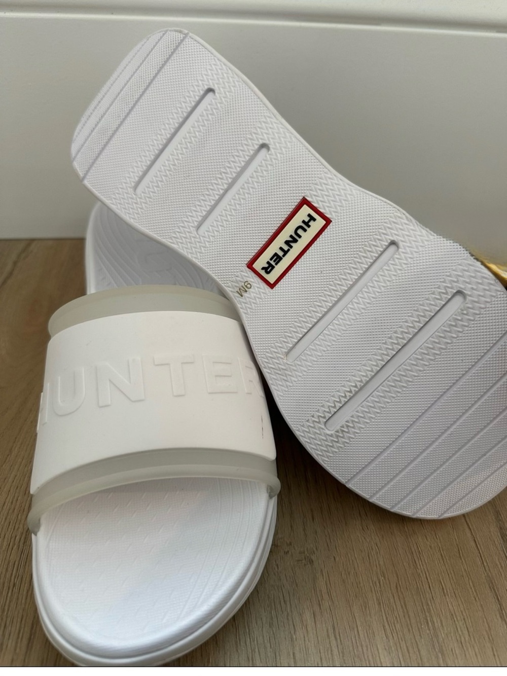 Hunter White Logo Slide Sandals